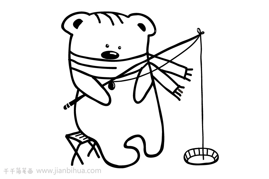 垂钓的小熊简笔画