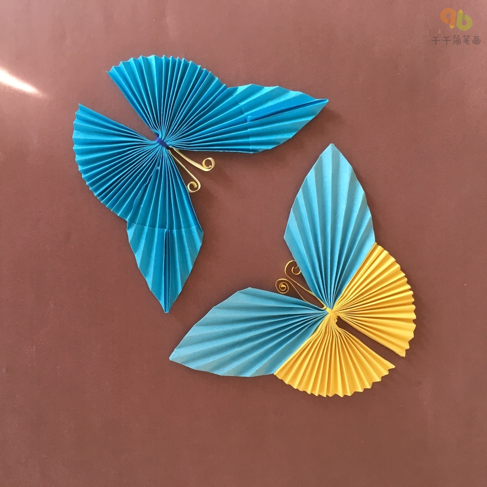 亲子折纸分享一款组合型蝴蝶的折法